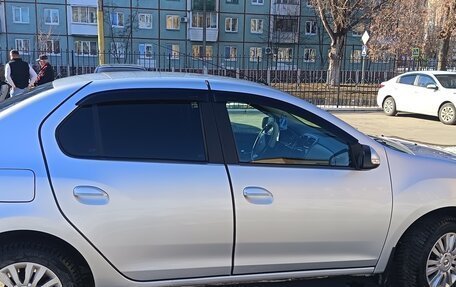 Renault Logan II, 2014 год, 900 000 рублей, 7 фотография