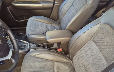 Suzuki Vitara II рестайлинг, 2021 год, 1 900 000 рублей, 9 фотография