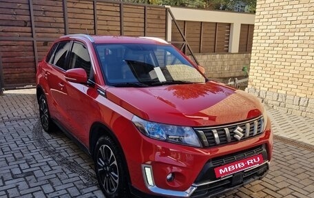 Suzuki Vitara II рестайлинг, 2021 год, 1 900 000 рублей, 3 фотография