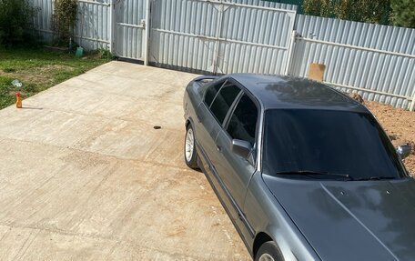 BMW 5 серия, 1989 год, 400 000 рублей, 2 фотография