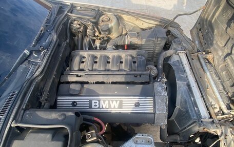 BMW 5 серия, 1989 год, 400 000 рублей, 12 фотография