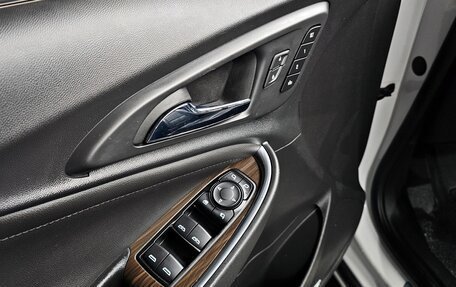 Chevrolet Malibu IX, 2022 год, 1 589 010 рублей, 13 фотография