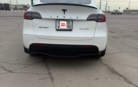 Tesla Model Y I, 2021 год, 4 100 000 рублей, 4 фотография