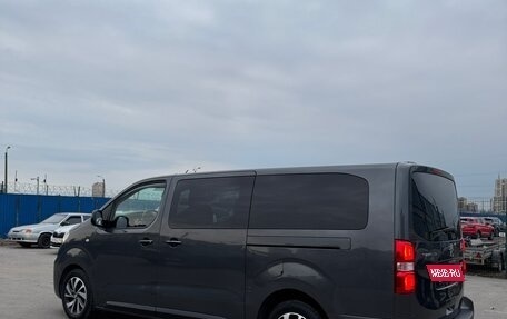 Peugeot Traveller I, 2021 год, 3 450 000 рублей, 6 фотография