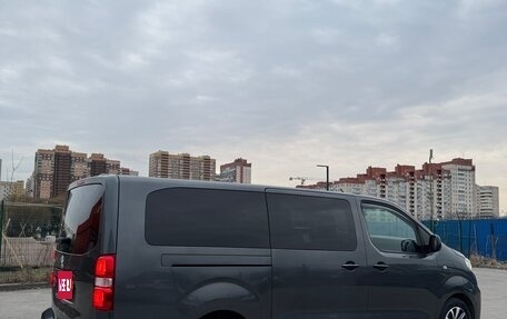 Peugeot Traveller I, 2021 год, 3 450 000 рублей, 2 фотография