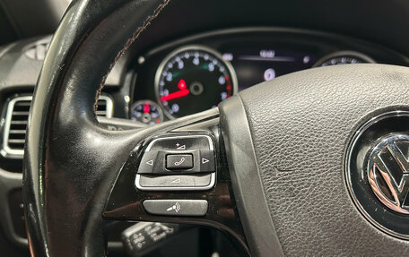 Volkswagen Touareg III, 2014 год, 1 999 000 рублей, 13 фотография