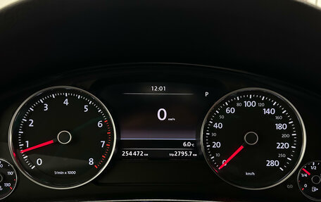 Volkswagen Touareg III, 2014 год, 1 999 000 рублей, 15 фотография