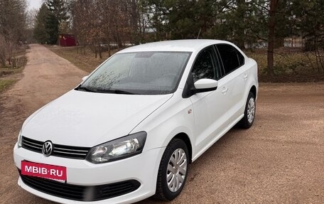 Volkswagen Polo VI (EU Market), 2014 год, 950 000 рублей, 1 фотография