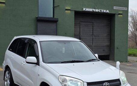 Toyota RAV4, 2004 год, 800 000 рублей, 1 фотография