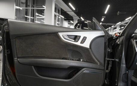 Audi A7, 2012 год, 2 000 000 рублей, 21 фотография