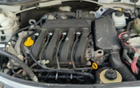 Renault Logan I, 2015 год, 650 000 рублей, 15 фотография