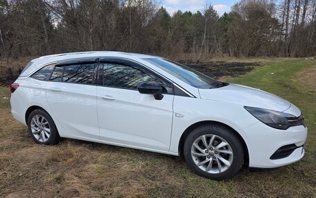 Opel Astra K, 2021 год, 1 480 000 рублей, 2 фотография