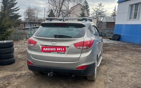 Hyundai ix35 I рестайлинг, 2010 год, 1 250 000 рублей, 2 фотография