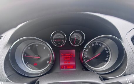 Opel Insignia II рестайлинг, 2011 год, 900 000 рублей, 3 фотография