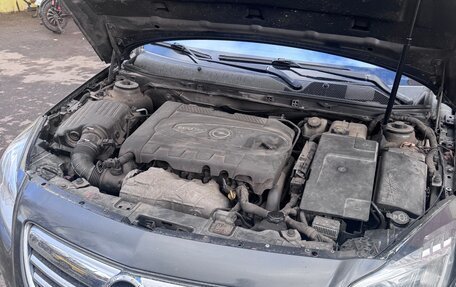 Opel Insignia II рестайлинг, 2011 год, 900 000 рублей, 9 фотография