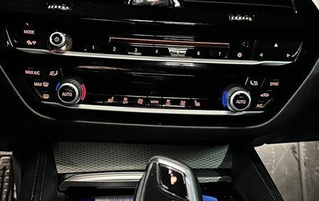 BMW 5 серия, 2018 год, 3 100 000 рублей, 11 фотография