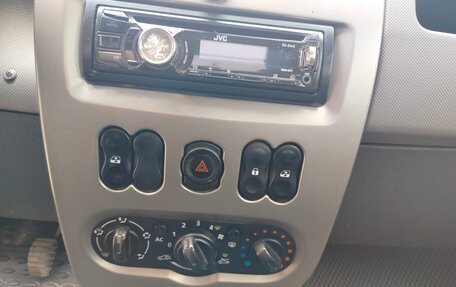 Renault Logan I, 2012 год, 500 000 рублей, 11 фотография