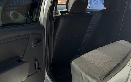 Renault Logan I, 2012 год, 375 000 рублей, 6 фотография