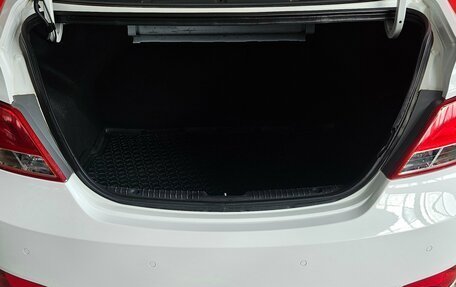 Hyundai Solaris II рестайлинг, 2016 год, 1 050 000 рублей, 18 фотография