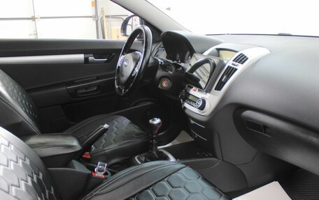 KIA cee'd I рестайлинг, 2008 год, 620 000 рублей, 13 фотография