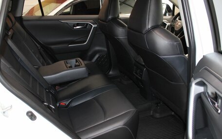 Toyota RAV4, 2021 год, 3 457 000 рублей, 10 фотография