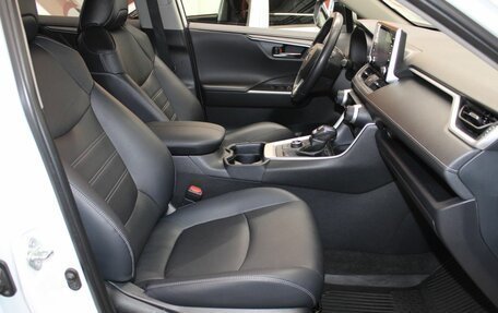 Toyota RAV4, 2021 год, 3 457 000 рублей, 11 фотография