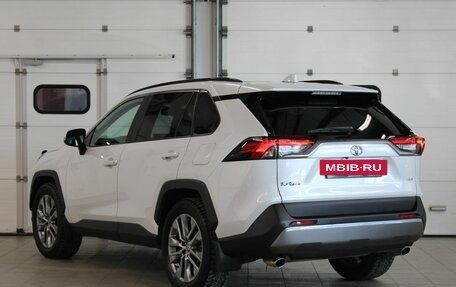 Toyota RAV4, 2021 год, 3 457 000 рублей, 7 фотография