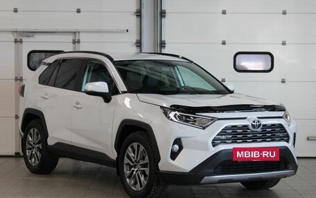 Toyota RAV4, 2021 год, 3 457 000 рублей, 3 фотография