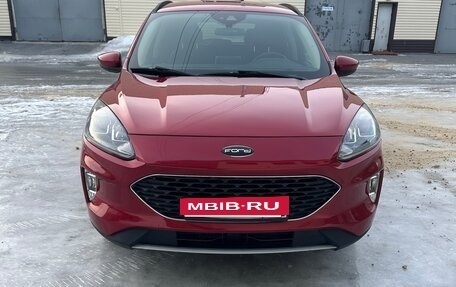 Ford Escape, 2019 год, 2 550 000 рублей, 2 фотография