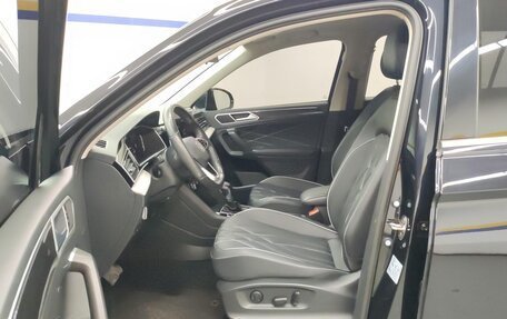 Volkswagen Tiguan II, 2022 год, 2 580 000 рублей, 7 фотография