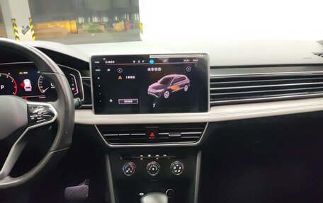 Volkswagen Tiguan II, 2022 год, 2 580 000 рублей, 11 фотография