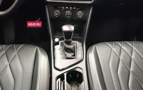 Volkswagen Tiguan II, 2022 год, 2 580 000 рублей, 12 фотография