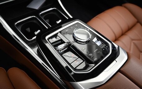 BMW 7 серия, 2025 год, 11 967 000 рублей, 10 фотография