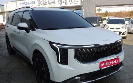 KIA Carnival, 2025 год, 6 990 000 рублей, 3 фотография