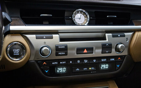 Lexus ES VII, 2018 год, 2 649 000 рублей, 18 фотография