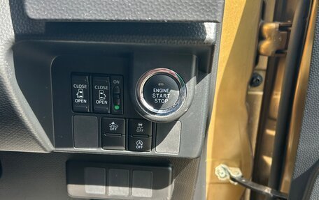 Toyota Tank I, 2017 год, 850 000 рублей, 8 фотография