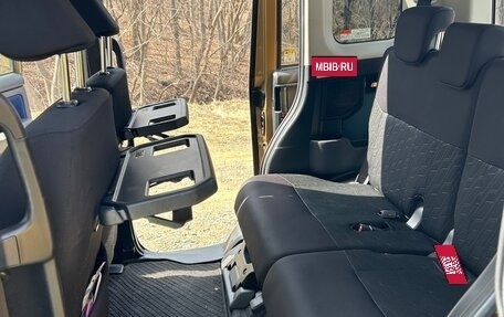 Toyota Tank I, 2017 год, 850 000 рублей, 6 фотография