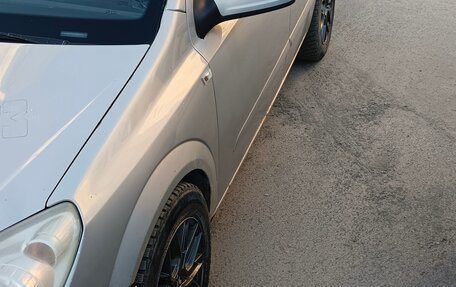 Opel Astra H, 2007 год, 380 000 рублей, 2 фотография