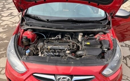 Hyundai Solaris II рестайлинг, 2012 год, 649 000 рублей, 15 фотография