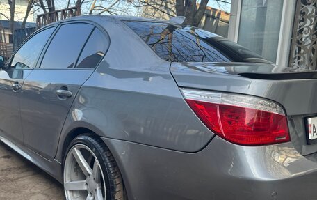 BMW 5 серия, 2004 год, 1 100 000 рублей, 7 фотография