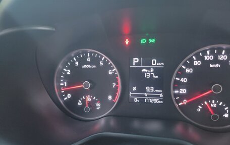 KIA Rio IV, 2018 год, 1 215 000 рублей, 12 фотография