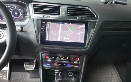 Volkswagen Tiguan II, 2023 год, 3 030 000 рублей, 9 фотография