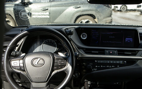 Lexus ES VII, 2019 год, 3 068 000 рублей, 10 фотография