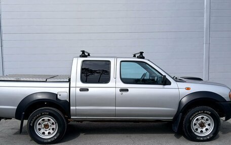 Nissan NP300, 2012 год, 1 234 000 рублей, 8 фотография