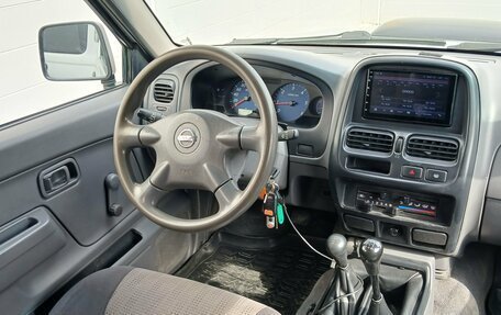 Nissan NP300, 2012 год, 1 234 000 рублей, 11 фотография