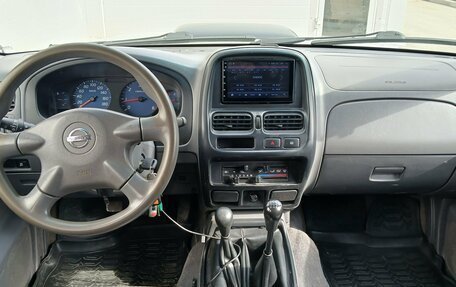 Nissan NP300, 2012 год, 1 234 000 рублей, 10 фотография