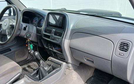 Nissan NP300, 2012 год, 1 234 000 рублей, 16 фотография