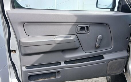 Nissan NP300, 2012 год, 1 234 000 рублей, 22 фотография