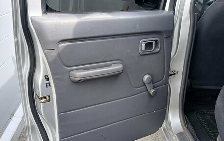 Nissan NP300, 2012 год, 1 234 000 рублей, 24 фотография