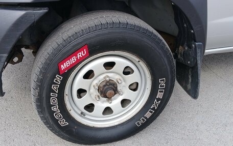 Nissan NP300, 2012 год, 1 234 000 рублей, 26 фотография